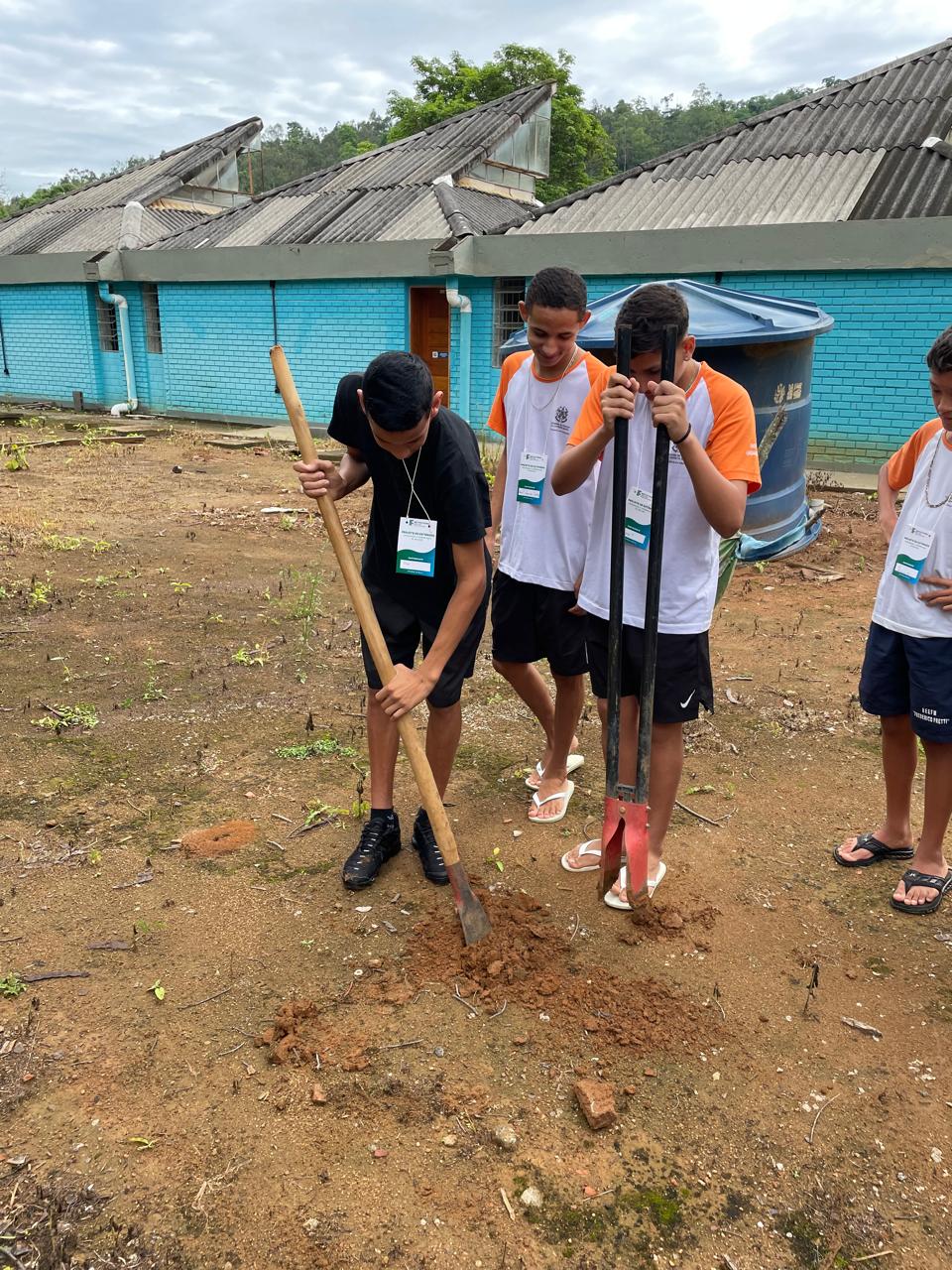 f95f8094 5951 481e 9814 2fa32e8faa45